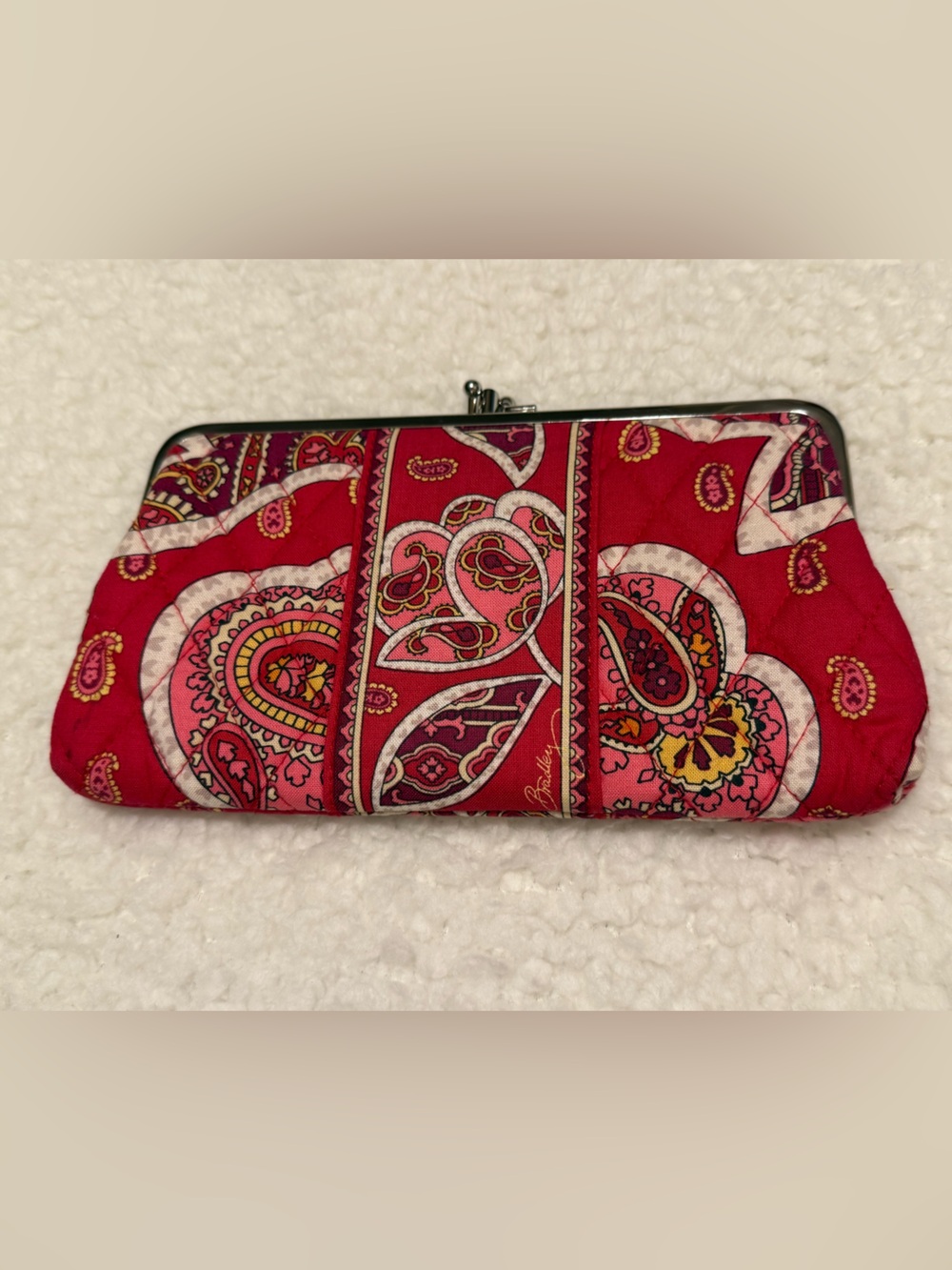 Vera Bradley Rosy Posies Kiss Clutch Wallet 8.25 X 4.5 Purse Wallet Pink Paisley